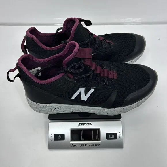 New Balance Fresh Foam Trailbuster Women's Size 8 Black Gray Purple Trails Hike - Picture 15 of 15